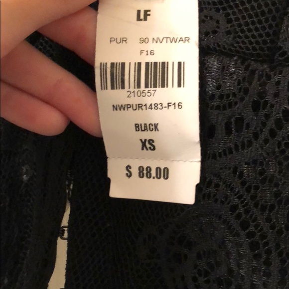 LF Black Lace Bralette - Picture 4 of 7